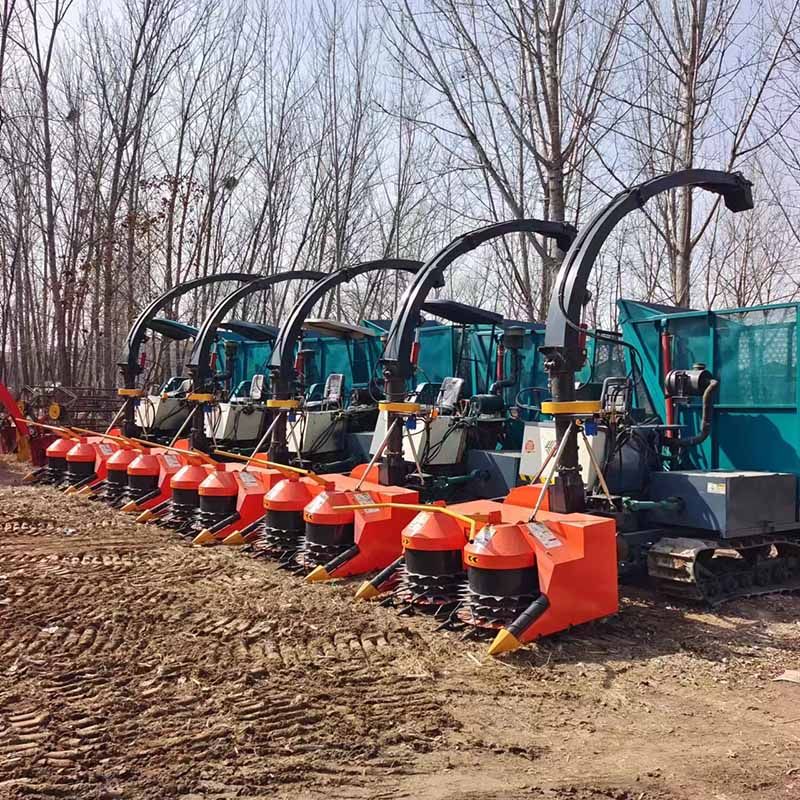 自走式履帶圓盤(pán)青儲(chǔ)機(jī)